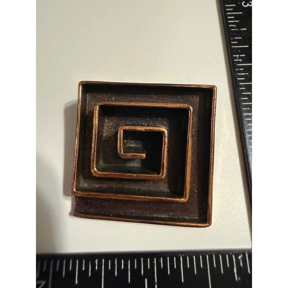 Vintage Lisner Copper Tone Brutalist Spiral Greek Key Square Brooch‎ Pin Signed